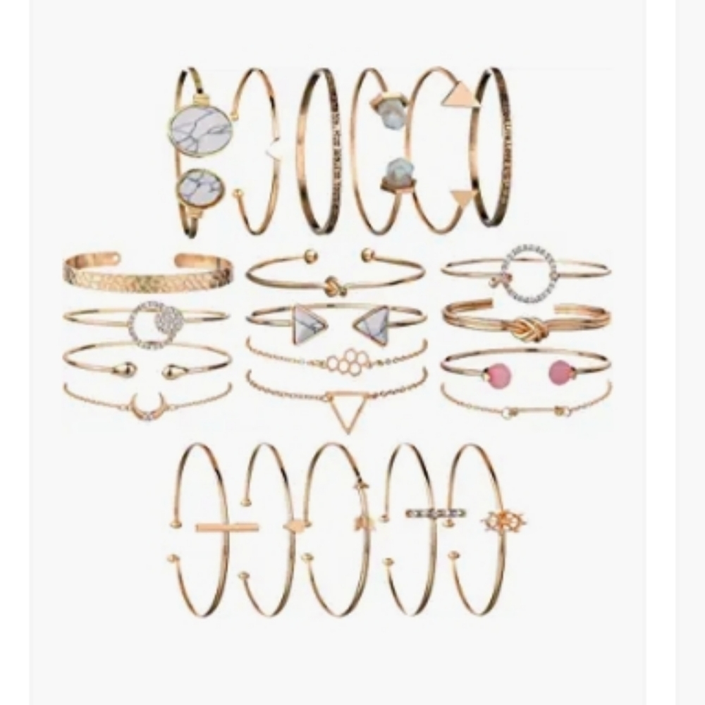 22 Pieces Goldtone Bangle Bracelets NWT